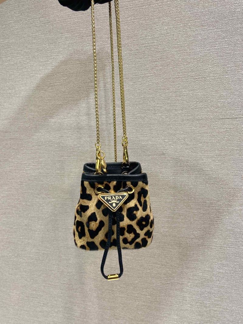 Pra*a bucket bags